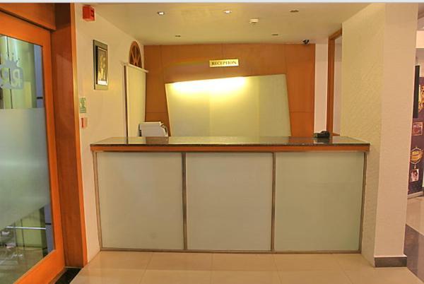 Fabexpress Black Pearl T Nagar チェンナイ エクステリア 写真